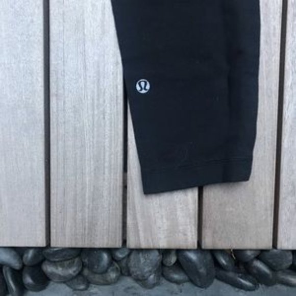 LULULEMON Black Teal Waist Band Cropped Leggings - Picture 5 of 6